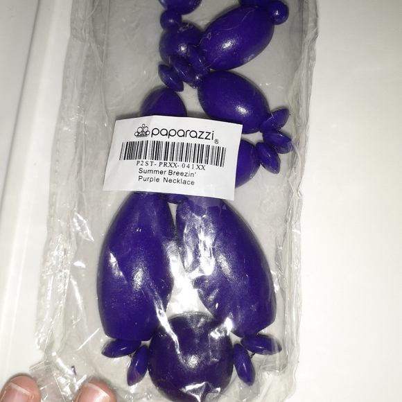 Summer Breezin Purple Necklace - Picture 8 of 8